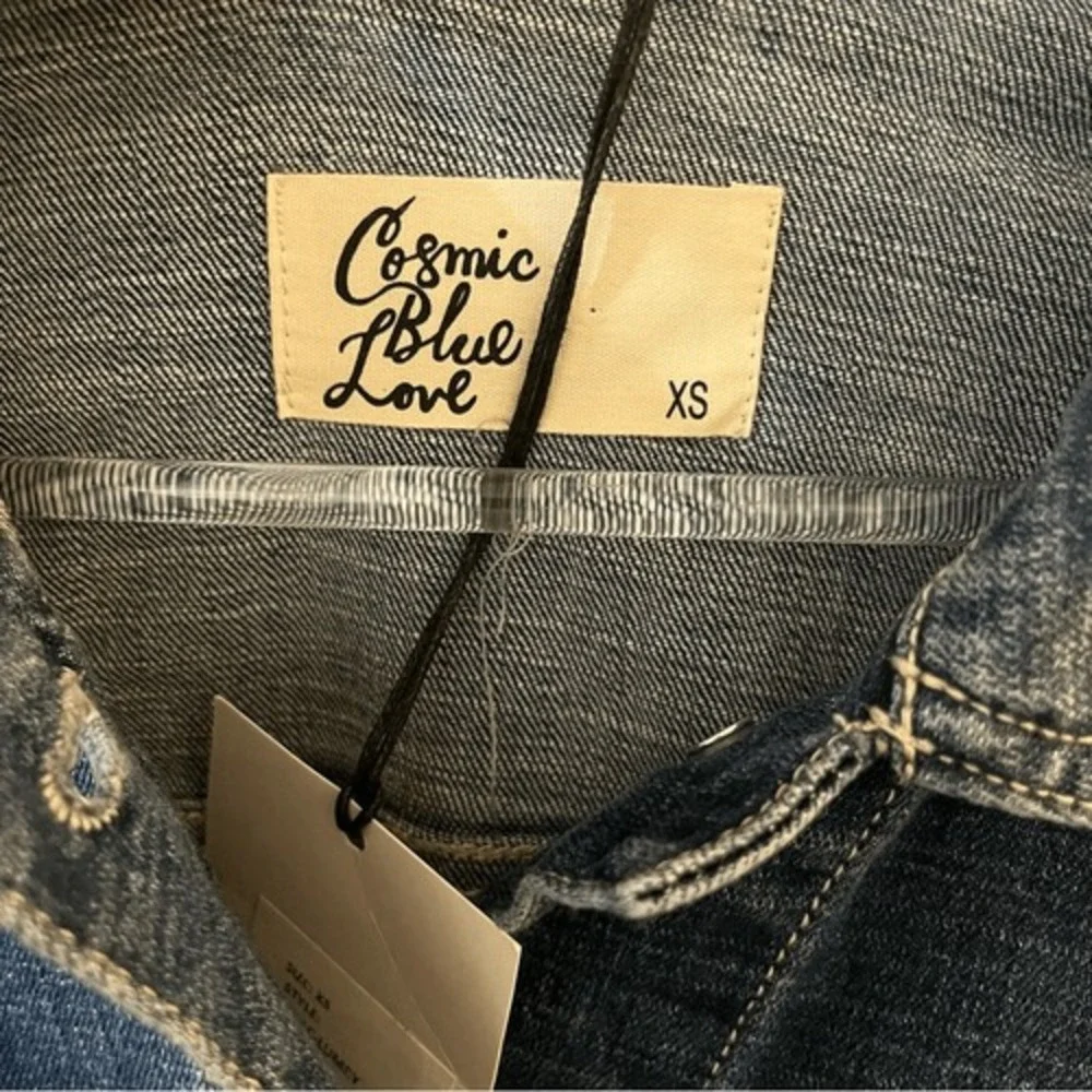 Cosmic Blue Love Luminary Denim‎ Jacket Medium Wash Button Front Classic Fit XS